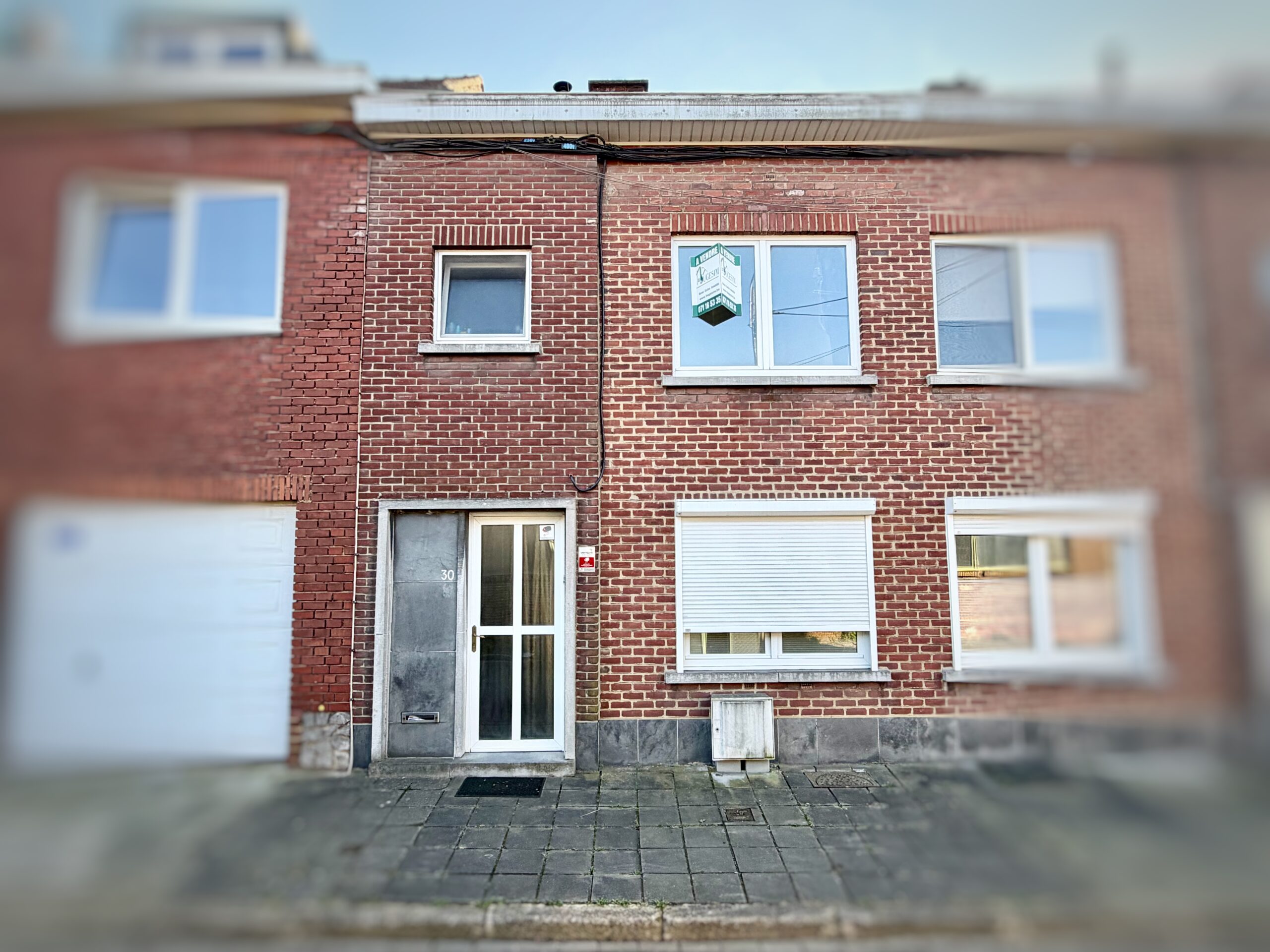 Maison 2 façades idéalement située avec terrasse !