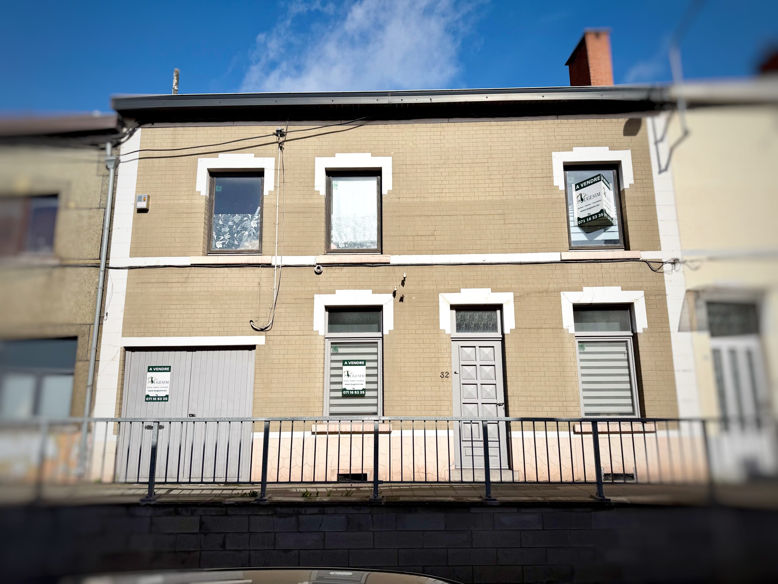 Volume, polyvalence et gros potentiel : maison avec jardin, garage et atelier !