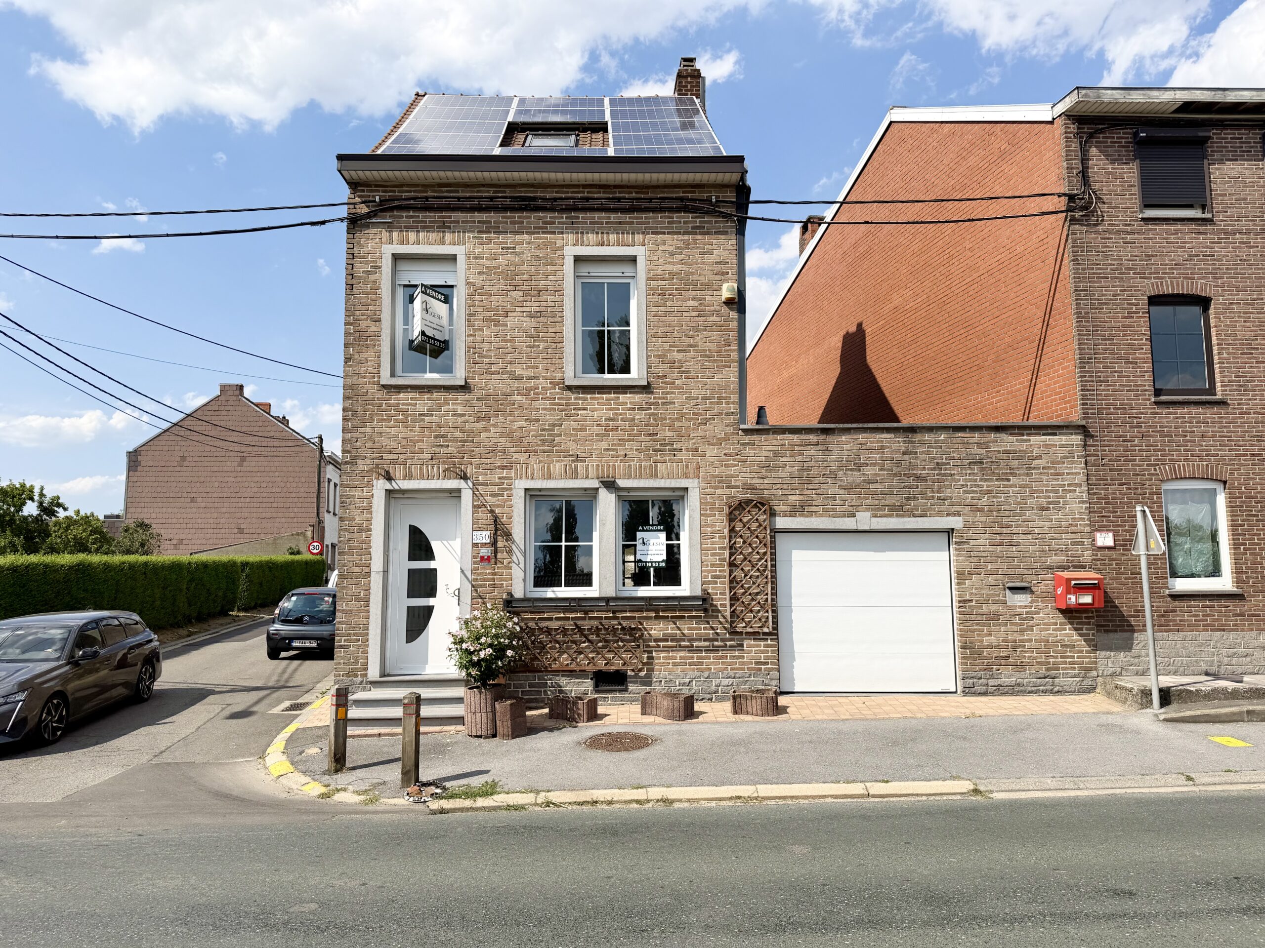 Deux maisons et un revenu immédiat !